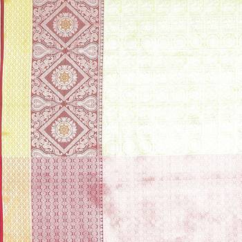 Green woven Faux kanchipuram silk saree with blouse 4