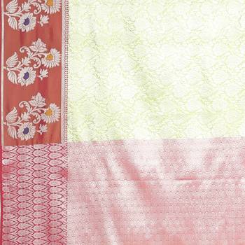 Green woven Faux kanchipuram silk saree with blouse 4