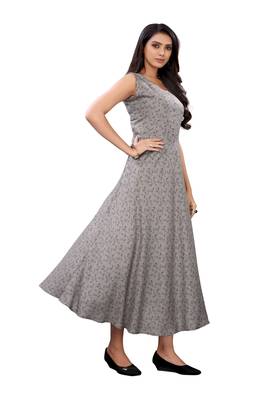 Green Rayon Casual Wear Floral Print Kurta 5