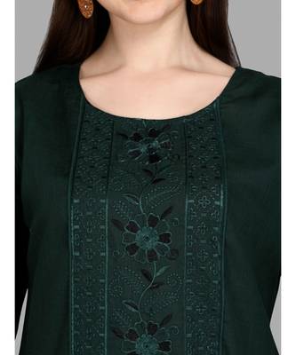 Dark green color Embroidered Cotton Slub Kurta 3