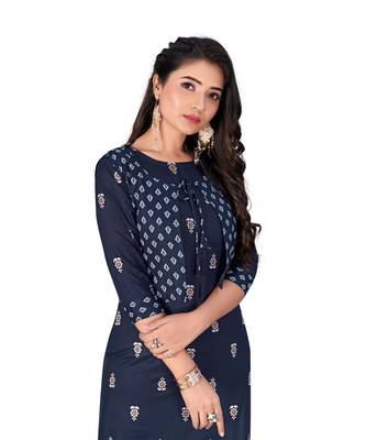Navy Blue Color Slub Cotton Floral Print Kurta With Jacket 2