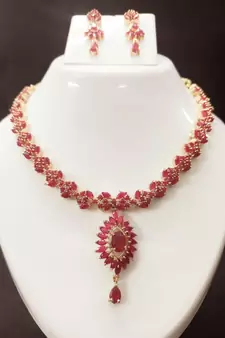 Maroon Jewellery Necklaces with Earrings for Wedding