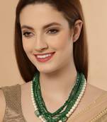 Green pearl necklaces
