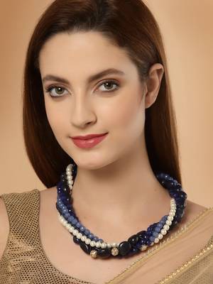 Blue pearl necklaces 1