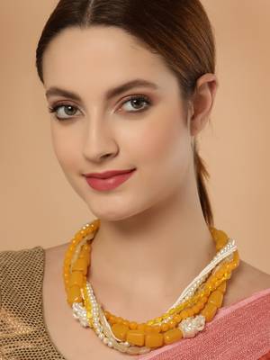 Yellow pearl necklaces 1