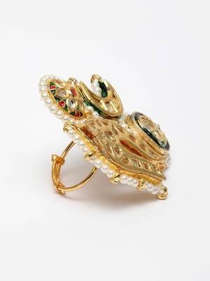 Red pearl rings 4