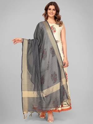 Vbuyz Women'S Art Silk Grey Striped Dupatta 4