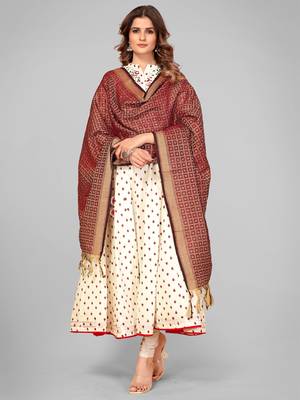 Vbuyz Women'S Art Silk Maroon Woven Design Dupatta 1