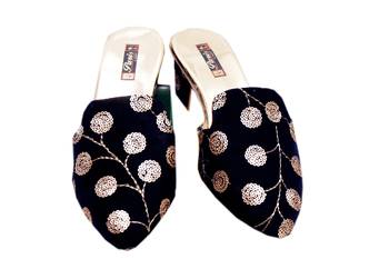 Sonia collections Stylish Ethnic Jutti  for women and girls (JUTTI 25_W), Size-6 1