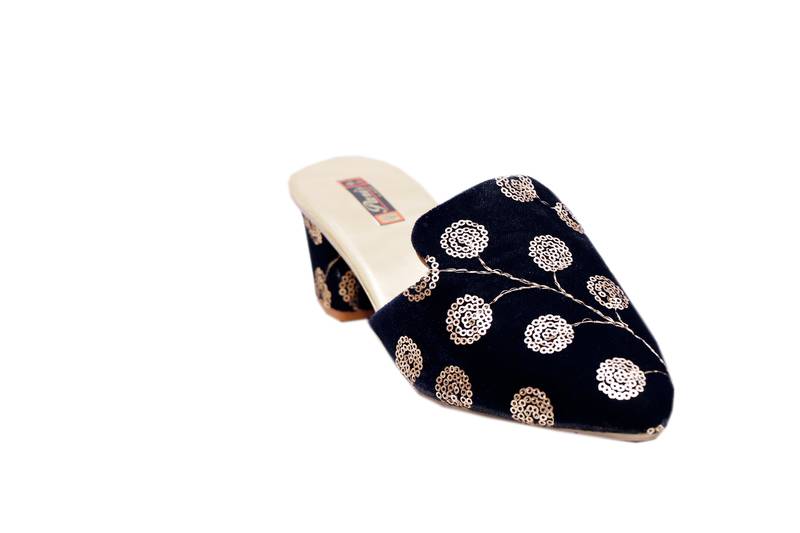 Sonia collections Stylish Ethnic Jutti  for women and girls (JUTTI 25_W), Size-6