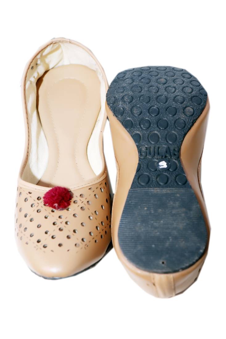 Sonia collections Stylish Ethnic Jutti  for women and girls (JUTTI 83_W), Size-6