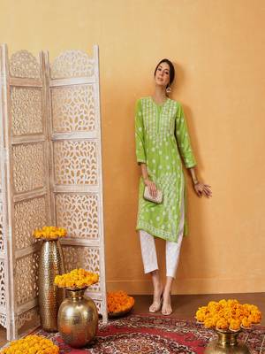 Green Embroidered Cotton Chikankari Women Kurta 5