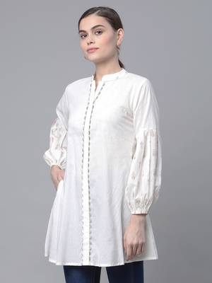 Ahalyaa Women Off White Cotton Printed Tunic 3