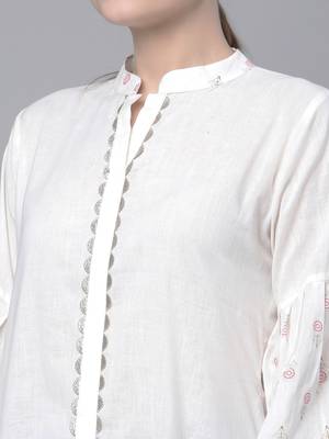 Ahalyaa Women Off White Cotton Printed Tunic 5