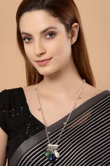 Green pearl necklaces
