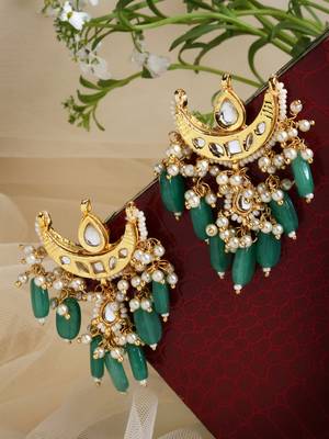 Green zircon   earrings 2