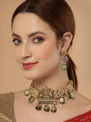 Green zircon   earrings 1