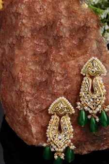 Green zircon   earrings