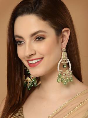 Green zircon   earrings 1