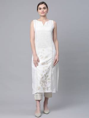 Ahalyaa Women Off White Cotton Printed Kurta with Trousers 1