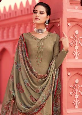 Dark-beige digital print crepe salwar 3