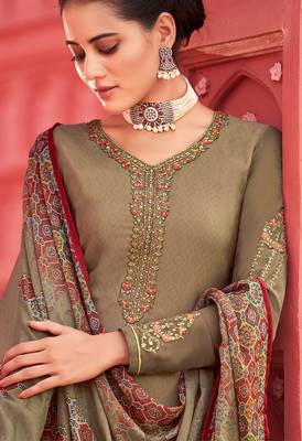 Dark-beige digital print crepe salwar 4