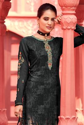 Black digital print crepe salwar 3