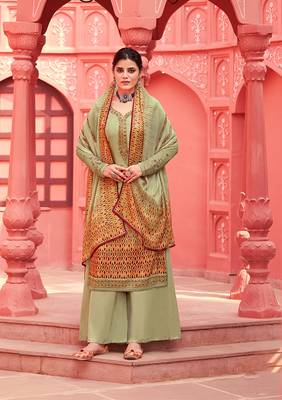 Beige digital print crepe salwar 2