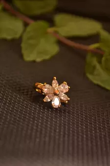 Sizzling gold floral diamond cubic zirconia clipon nose-ring or nosepin