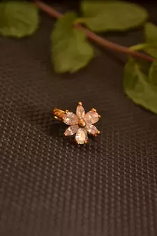 Sizzling gold floral diamond cubic zirconia clipon nose-ring or nosepin