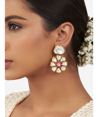 Gold and Red Flower Illusion Immitation Kundan Polki Dangler 1