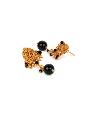 Antique Matte Gold Finish Black Stone Studded Temple Jewellery set 5