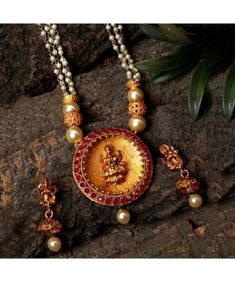 Antique Matte Gold Finish Goddess Laxmi Maroon Stone Studded Temple Jewellery set 1