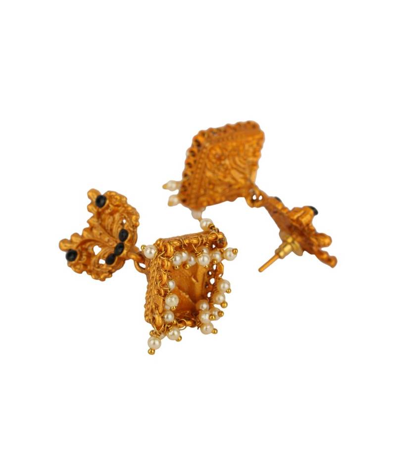 Antique Matte Gold Finish Blue Stone Studded Temple Jewellery set