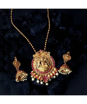 Antique Matte Gold Finish Goddess Laxmi Maroon Stone Studded Temple Jewellery set 1