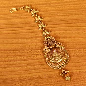 Gold zircon  maang-tikka 1