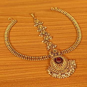 Red pearl maang-tikka 1