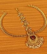 Red pearl maang-tikka