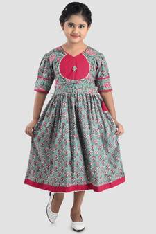 Kinder Kids  Green Katha Floral Printed Dress adjustable at waist