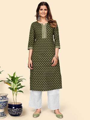 Vbuyz Women'S Floral Print Straight Cotton Green Stitched Kurta 1