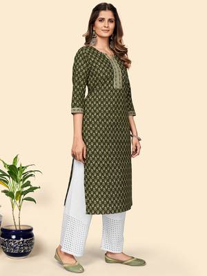 Vbuyz Women'S Floral Print Straight Cotton Green Stitched Kurta 5