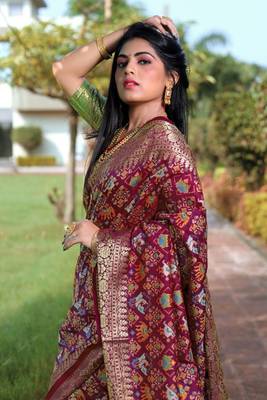 PURPLE Designer Wedding Pure Soft Padding Patola Print Banarasi Silk Saree 2