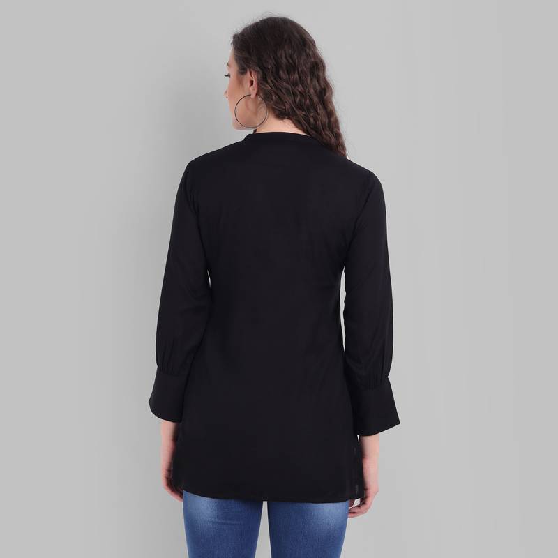 Cotton Casual Black Solid Top For Girls and Women ( Hip Length )