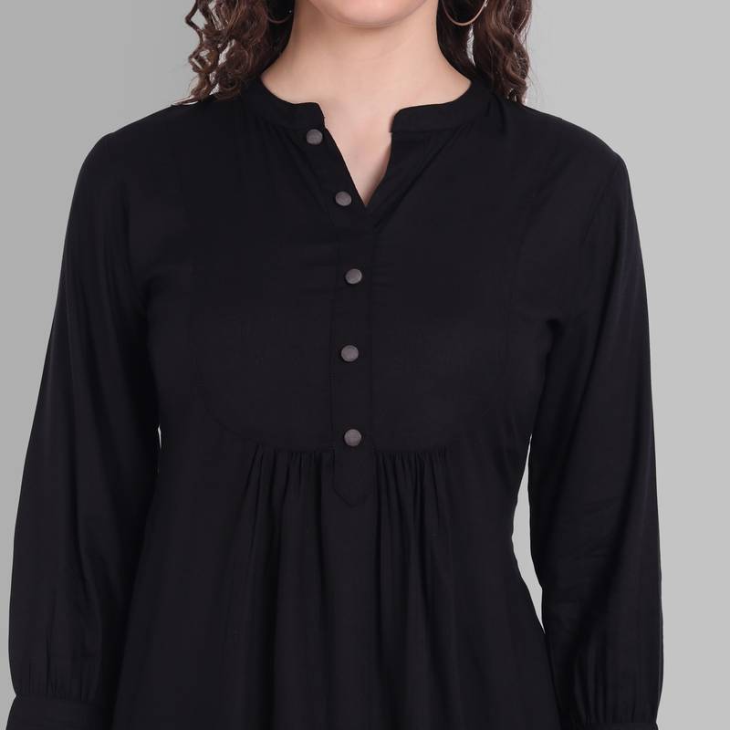 Cotton Casual Black Solid Top For Girls and Women ( Hip Length )
