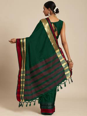 SAREE MALL Women's Aura Silk Green Woven Design Designer Saree With Blouse Piece 2