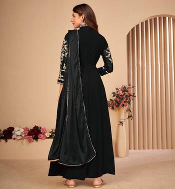 Black embroidered faux georgette salwar 3