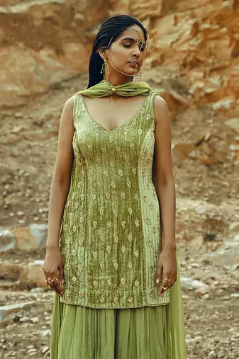 Pista Velvet Sharara Set