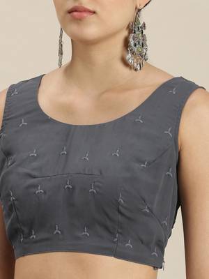 Grey embroidered faux georgette saree with blouse 3