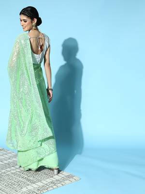 Light Parrot Green Plain Georgette Saree With Blouse 2