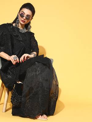 Black Embroidered Organza Saree With Blouse 3